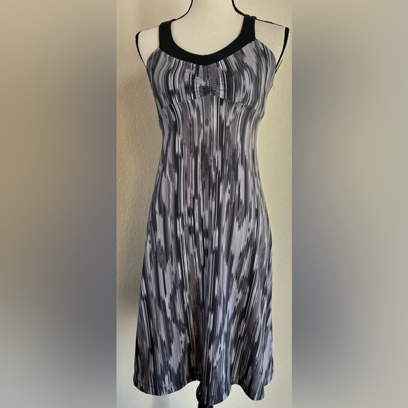 Prana Dress - Picture 1 of 8